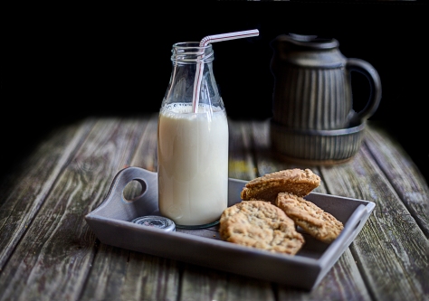 Milk & Cookies by Glyn Ridgers
